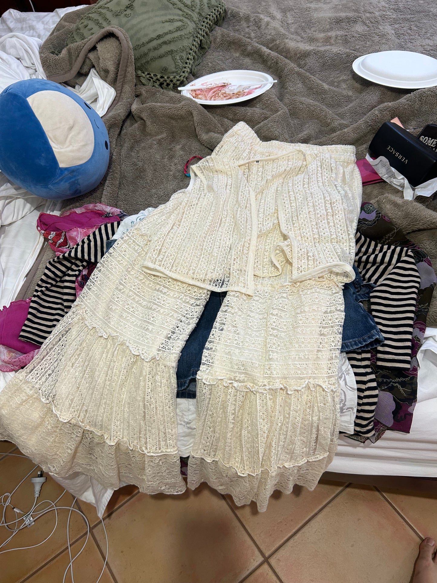 70s Cream Lace Bellbottoms & Vest Set Size M