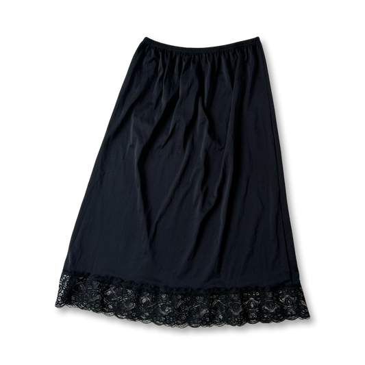 Vintage black lace slip skirt ✮ Size 10