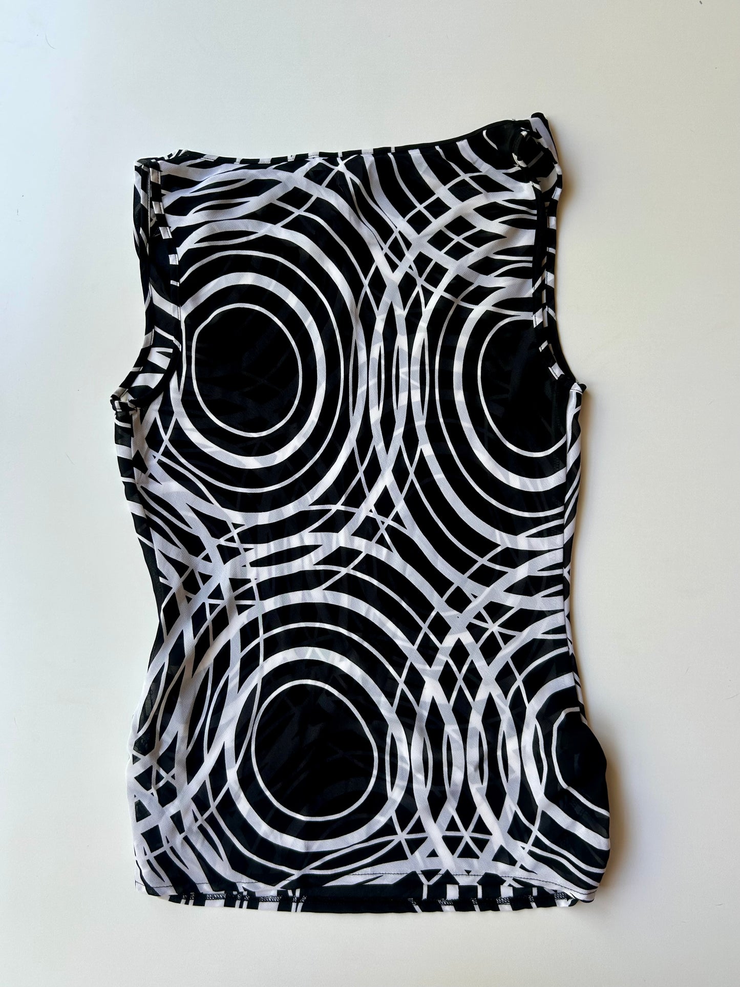 Sheer geometric top ✮ Size 10