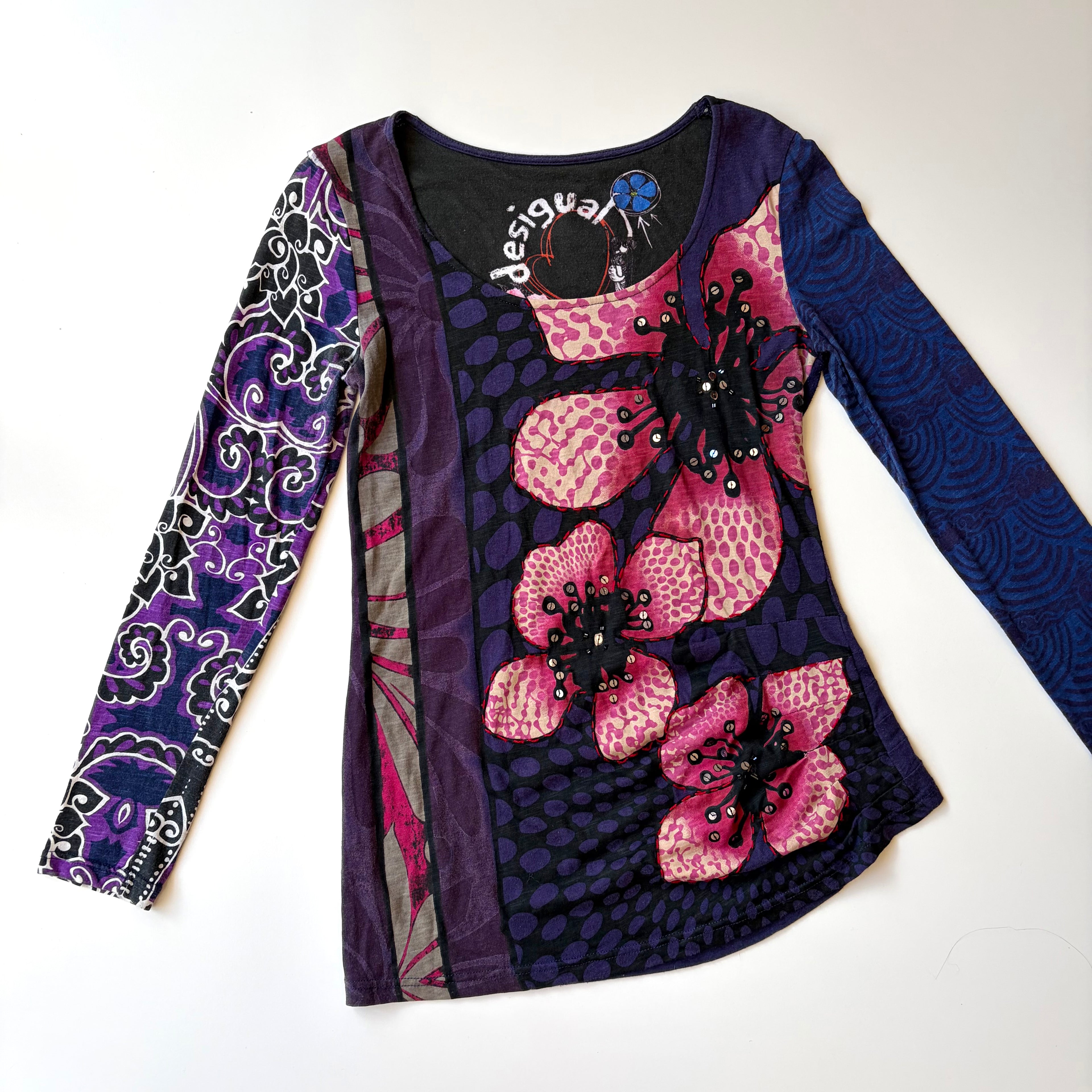 Desigual Beaded Flower Top ✮ Size M