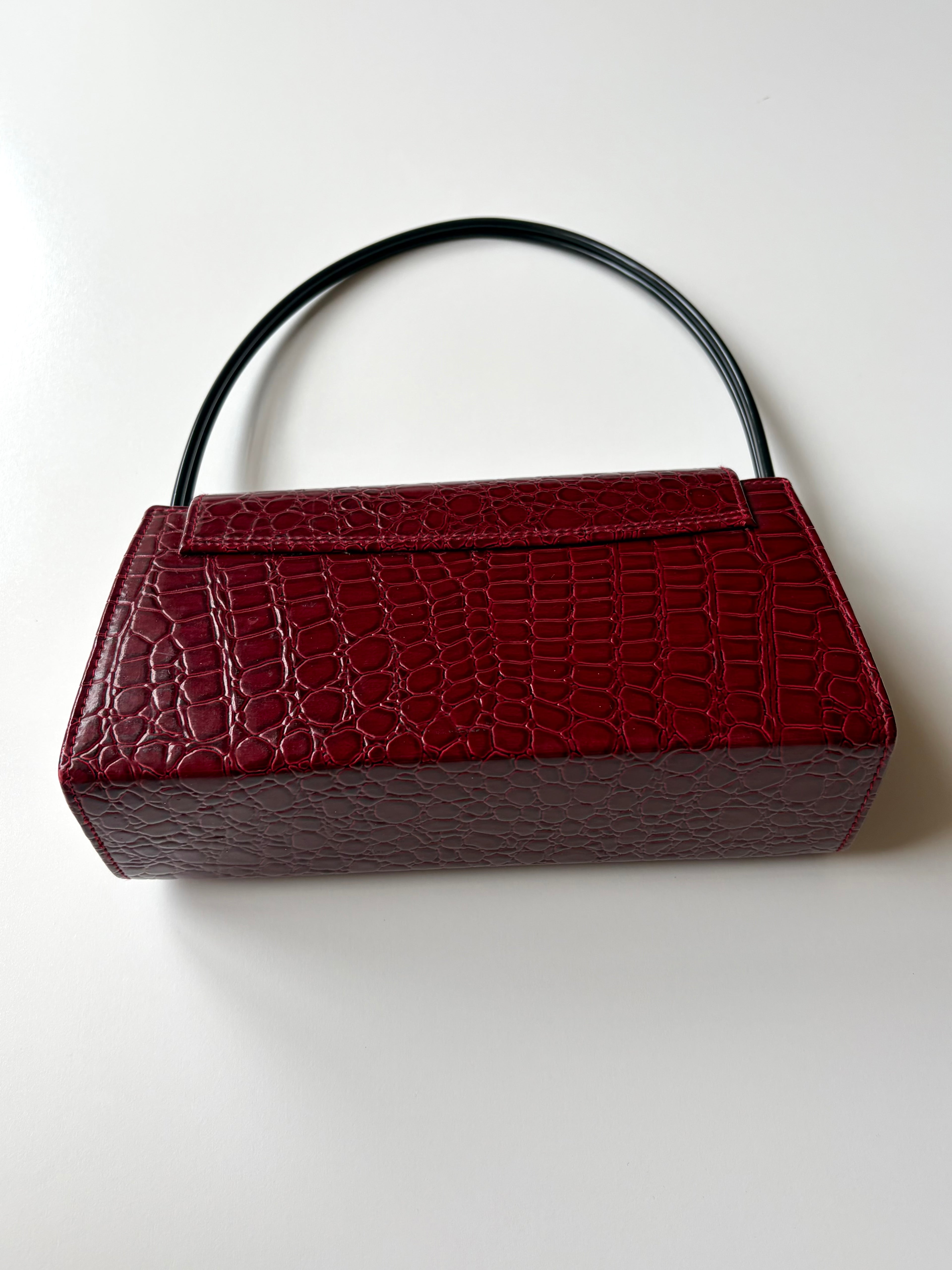 Y2K Red Faux Leather "G" Handbag