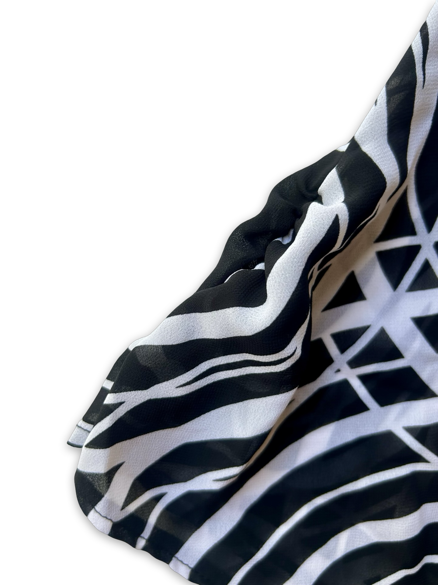 Sheer geometric top ✮ Size 10