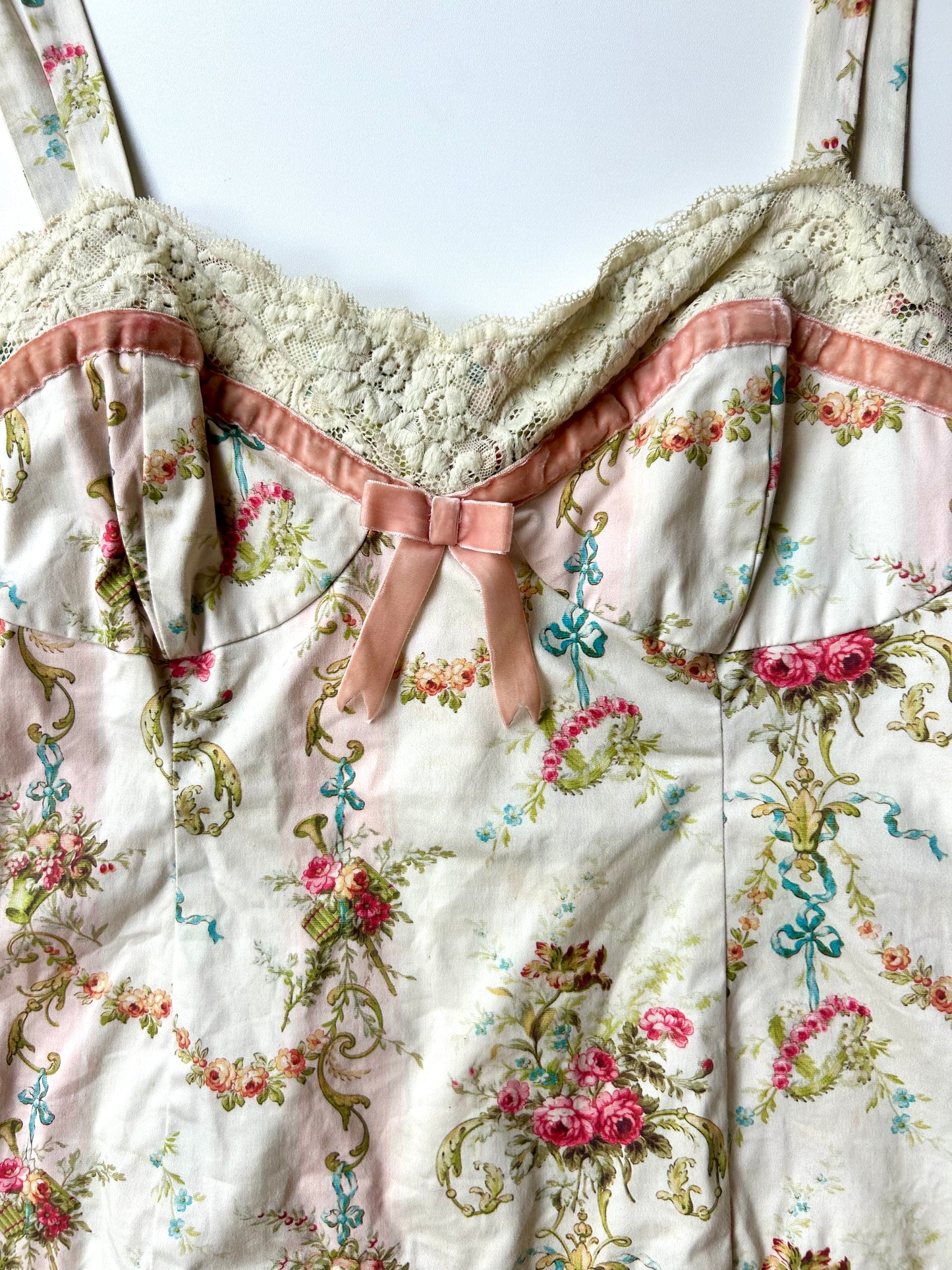 Kitten D'Amour Floral Bustier ✮ Size 14