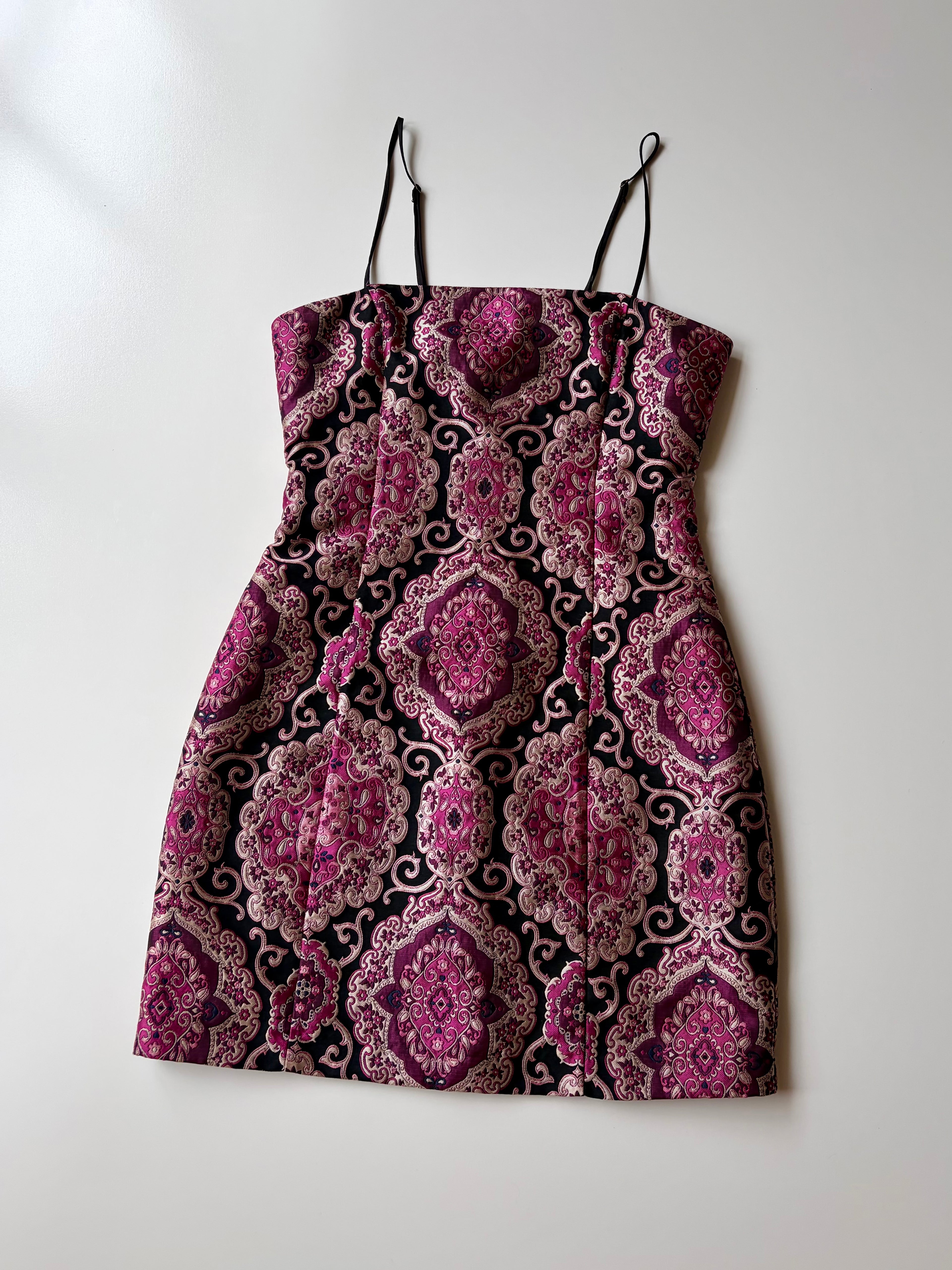 2000s baroque print mini dress ✮ Size 6