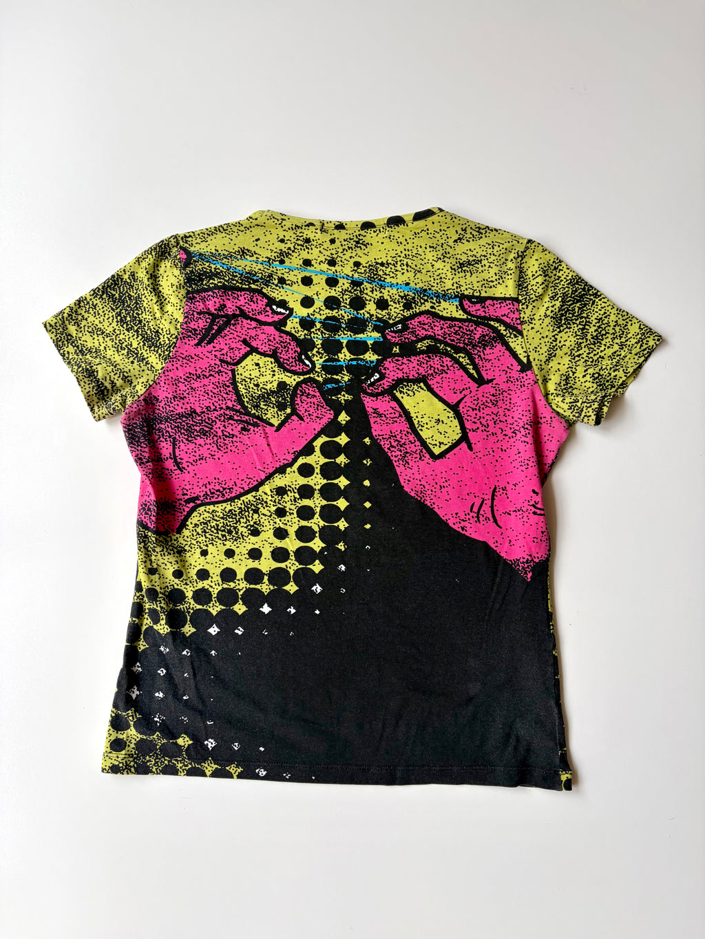 Pop Art Hands Tee  ✮ Size M