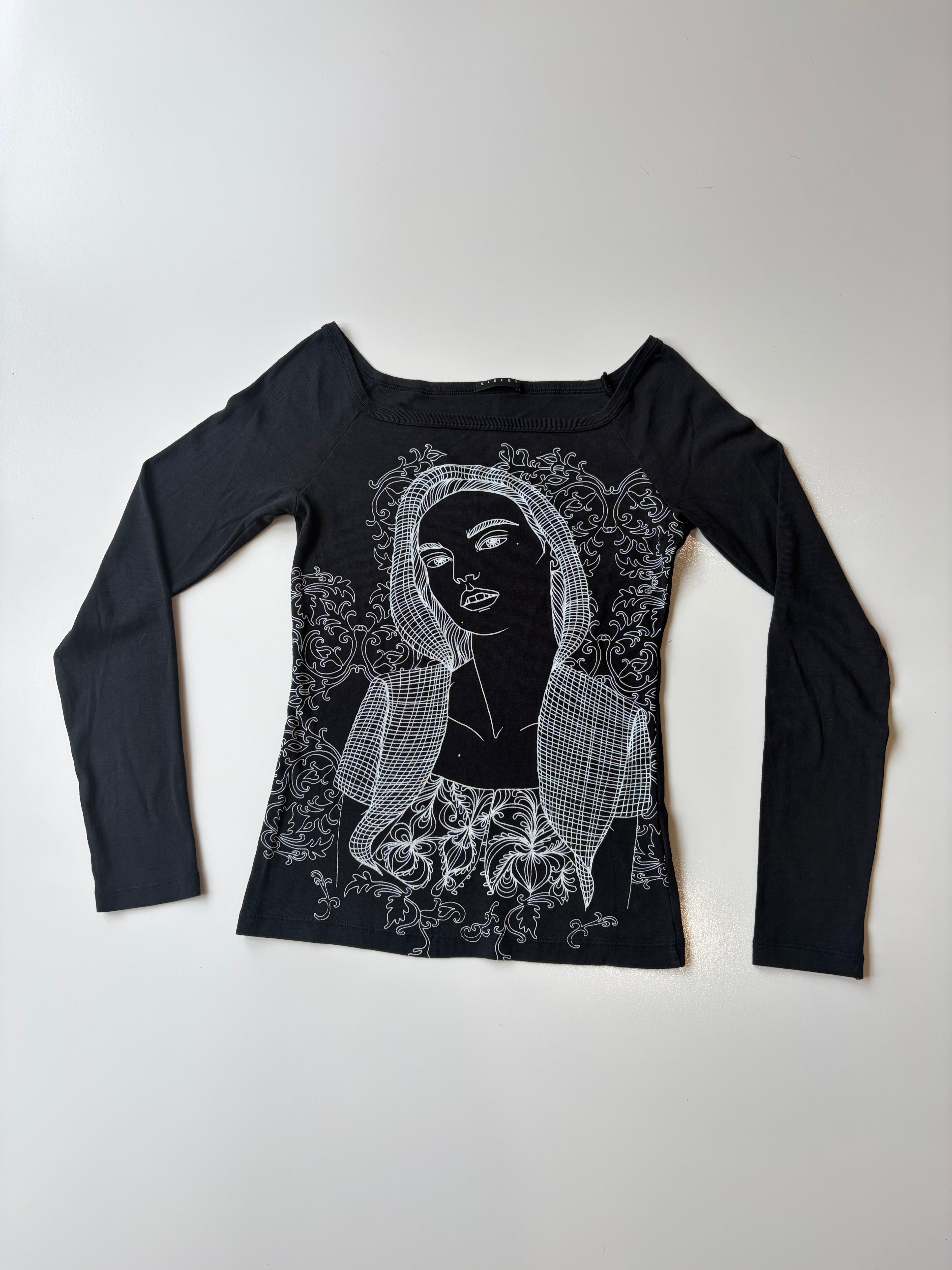 Italian Graphic Longsleeve Top ✮ Size M