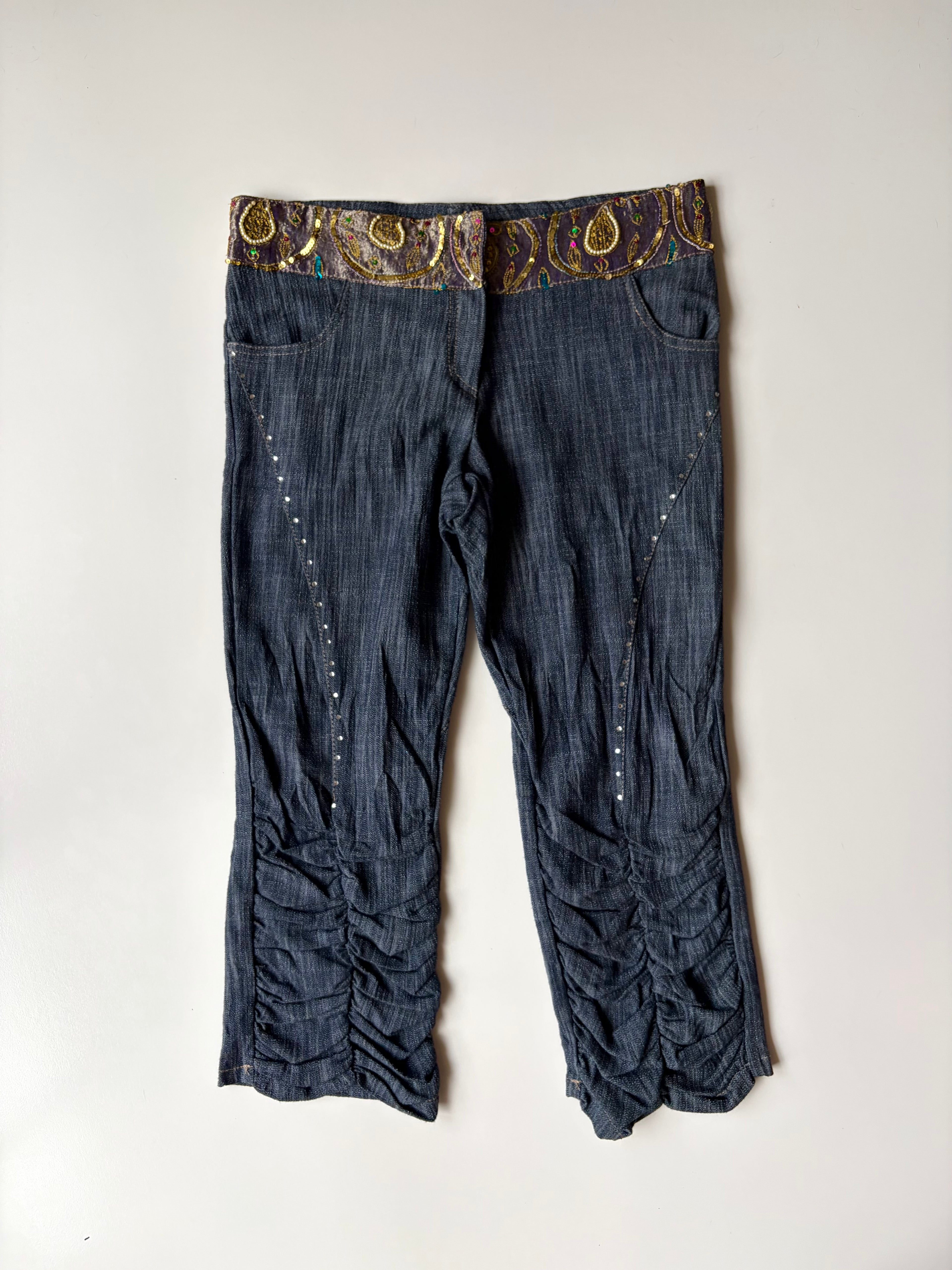 Bedazzled Denim Capris ✮ Size S-M*