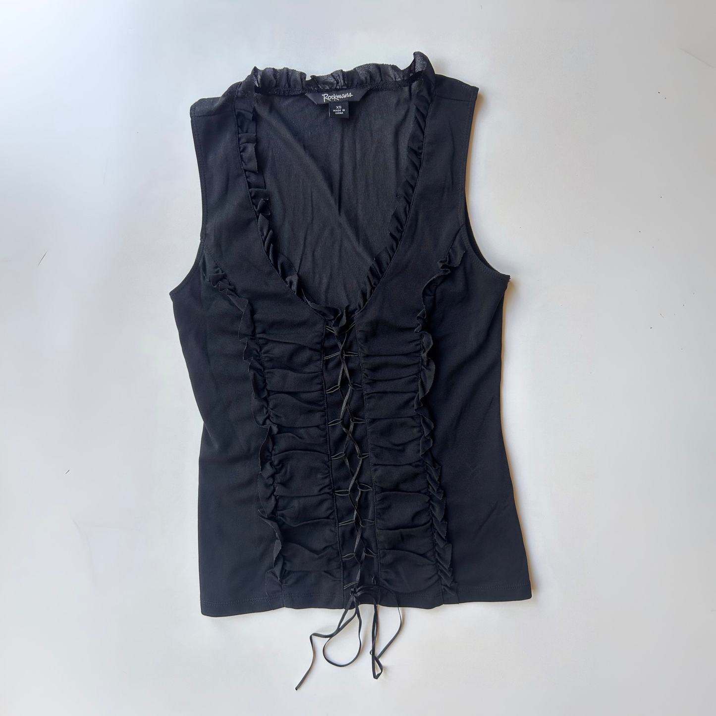 90s Lace Up Ruffle Top ✮ Size XS-M