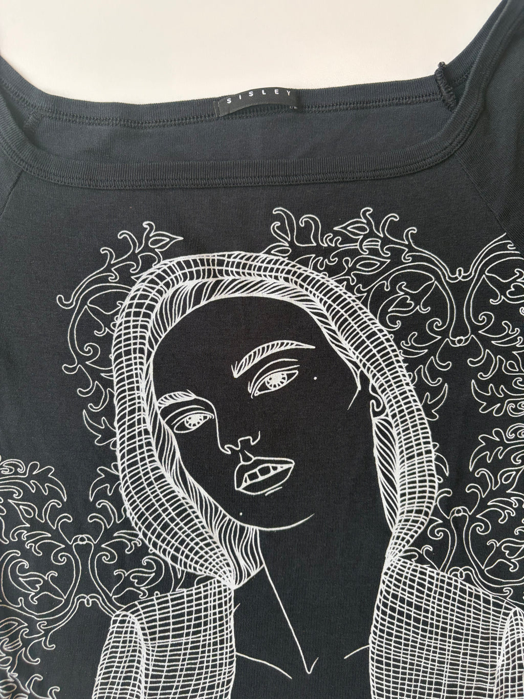 Italian Graphic Longsleeve Top ✮ Size M