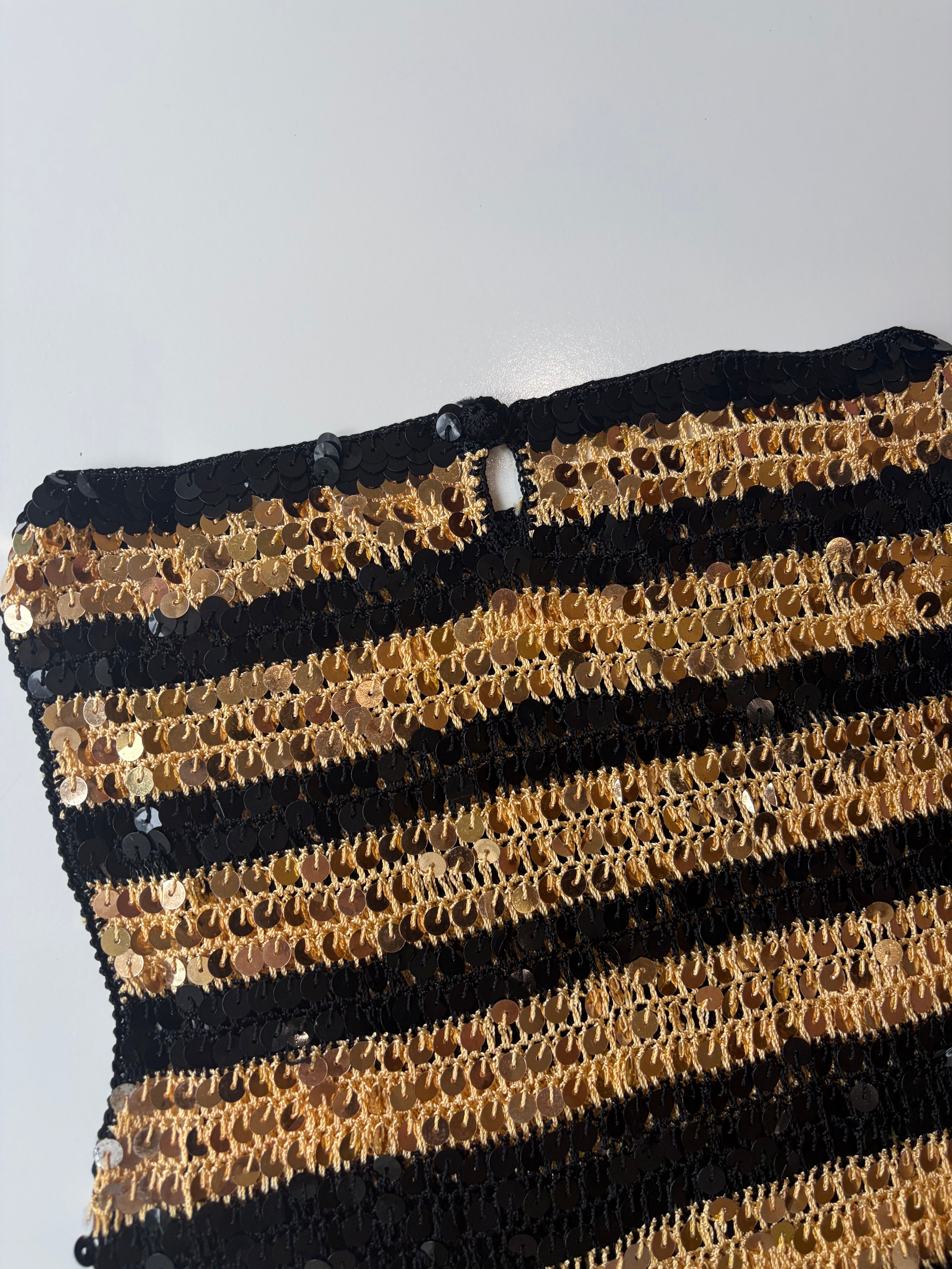 Vintage Black and Gold Sequin Top ✮ Size M-L*