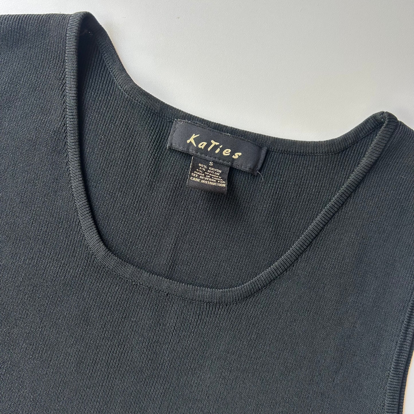 Vintage Katies Black Top ✮ Size S/M