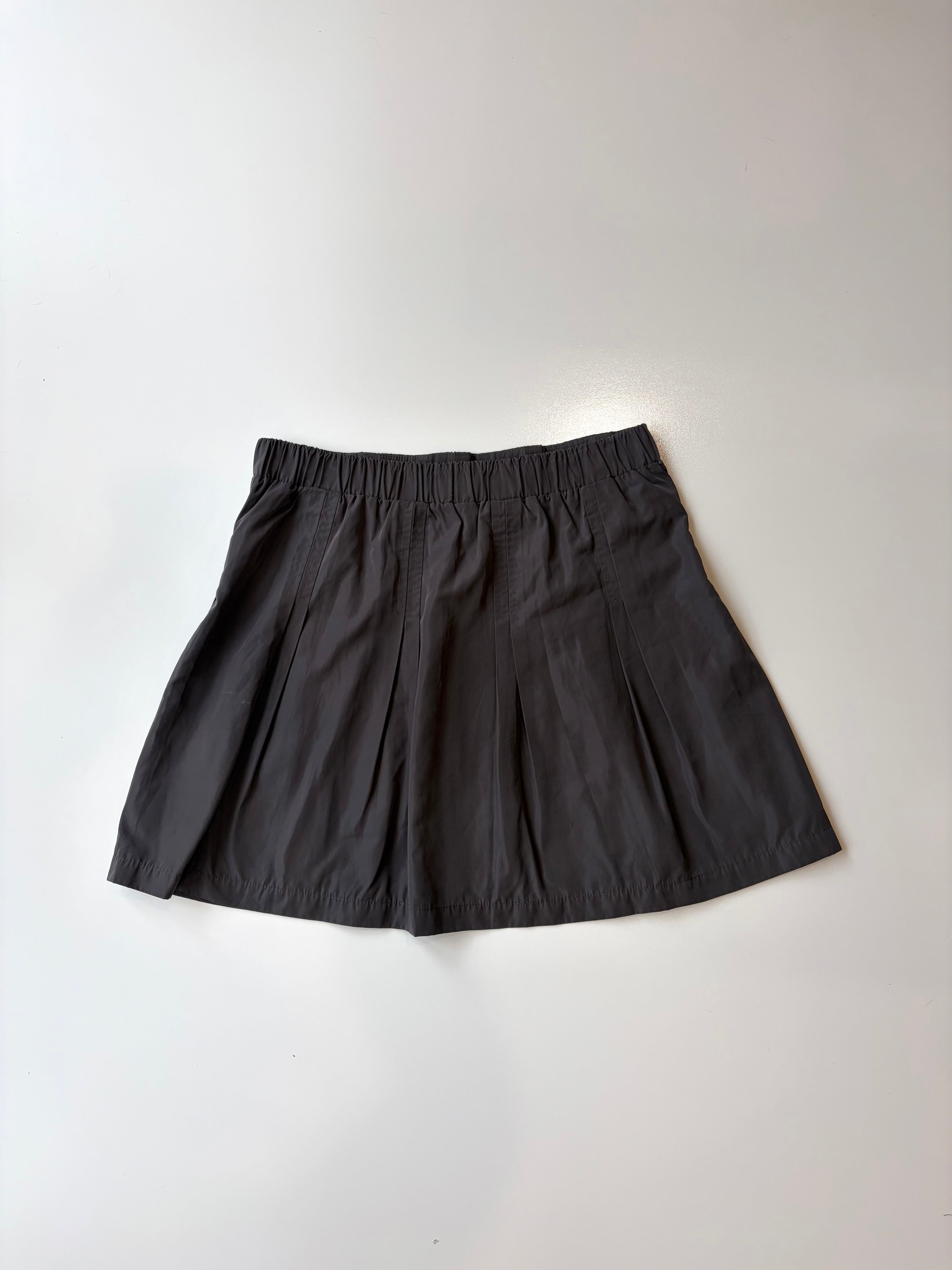 Pleated Zipper Skirt ✮ Size 10-12*