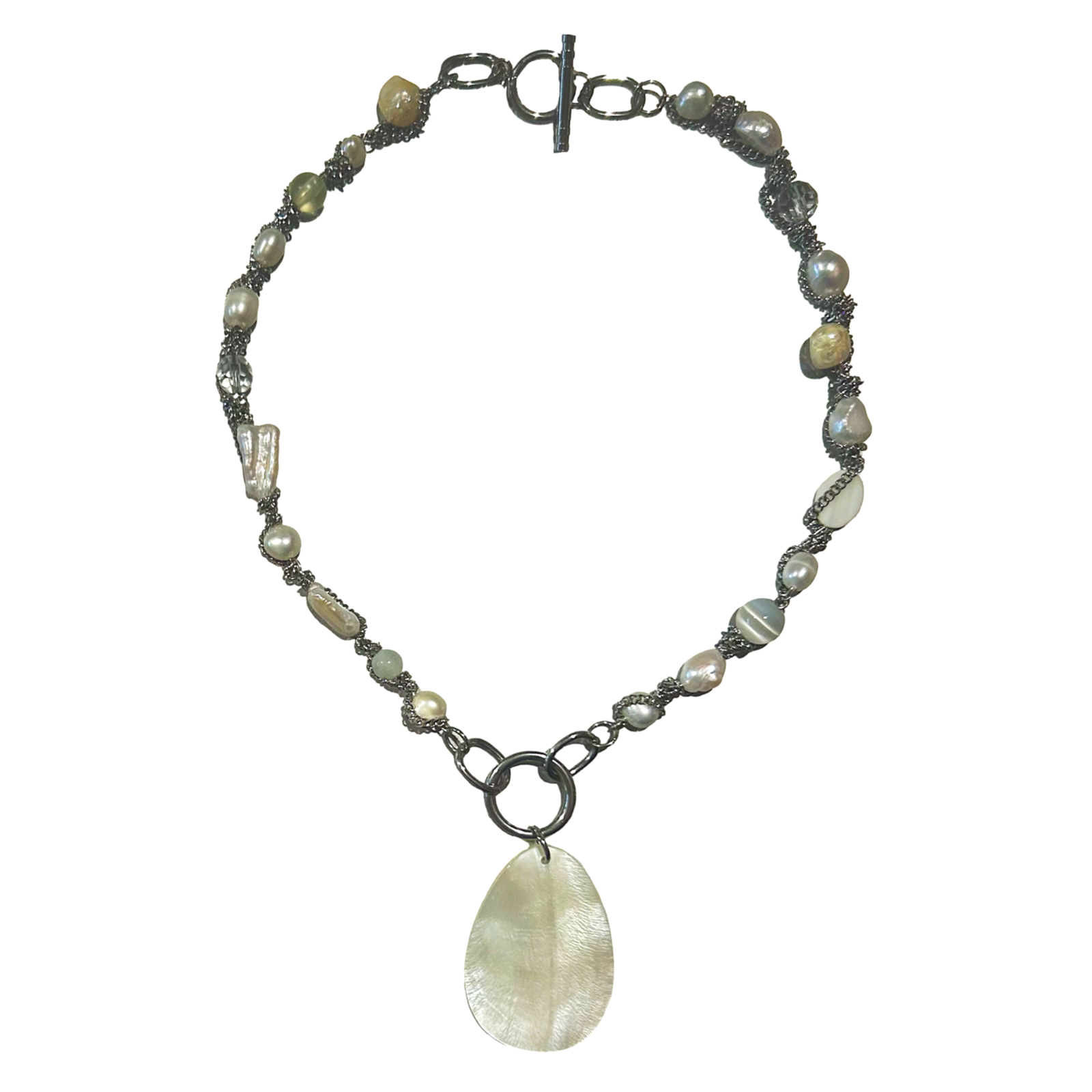 upcycled shell & pearl necklace