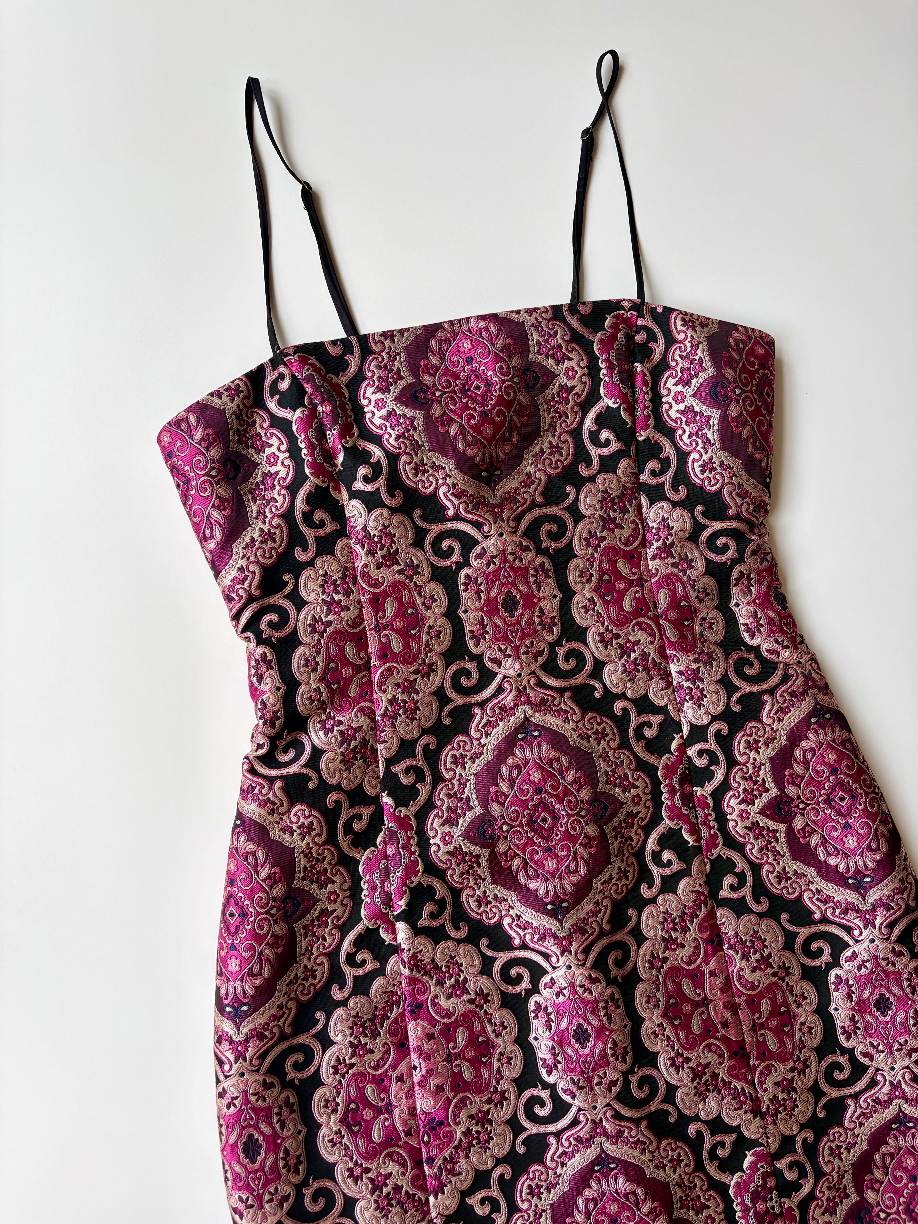 2000s baroque print mini dress ✮ Size 6