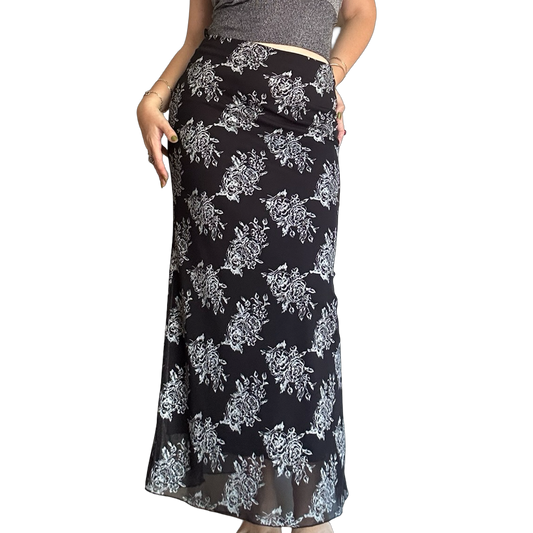 90s Rose maxi skirt ✮ Size 10