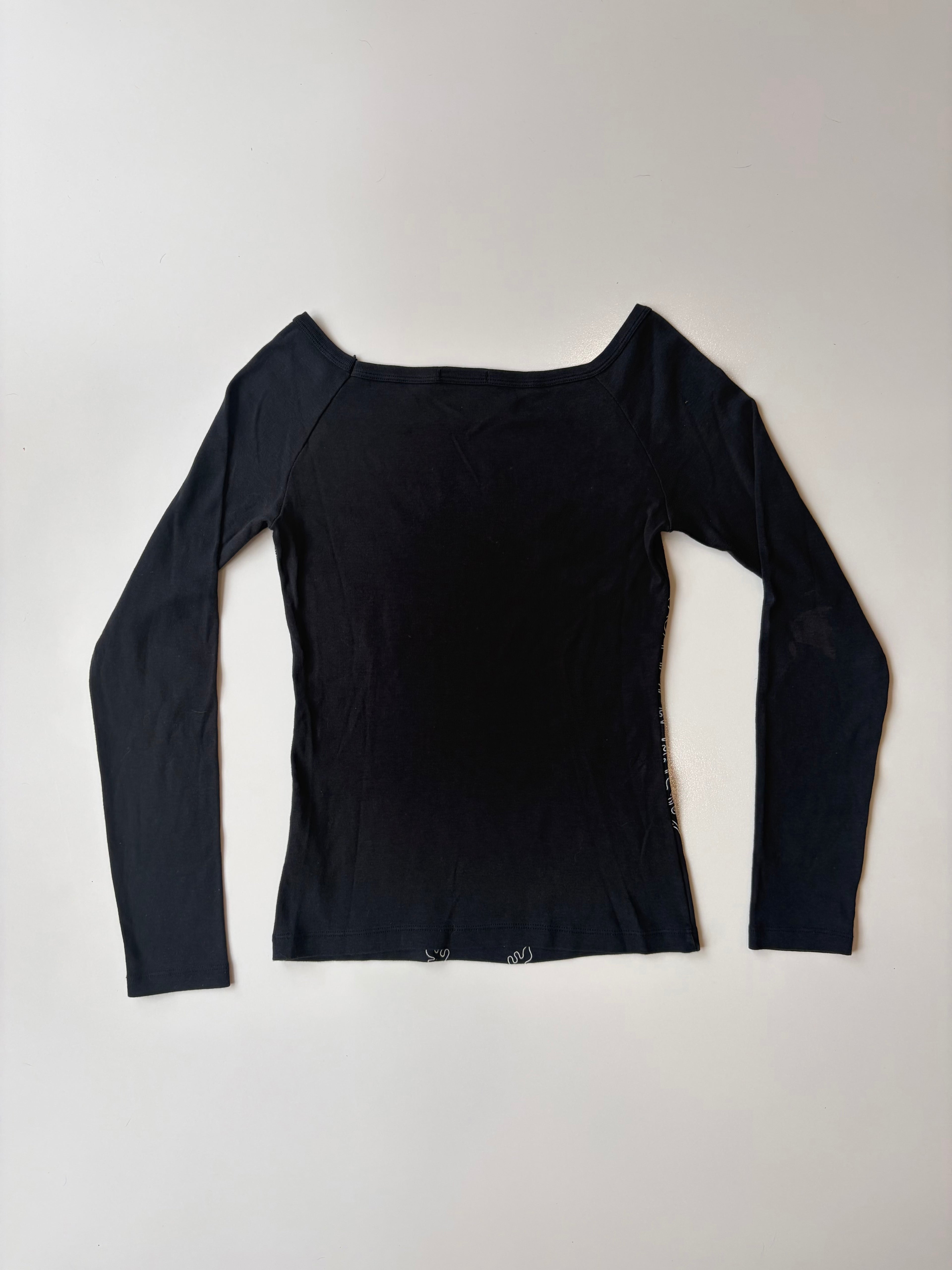 Italian Graphic Longsleeve Top ✮ Size M