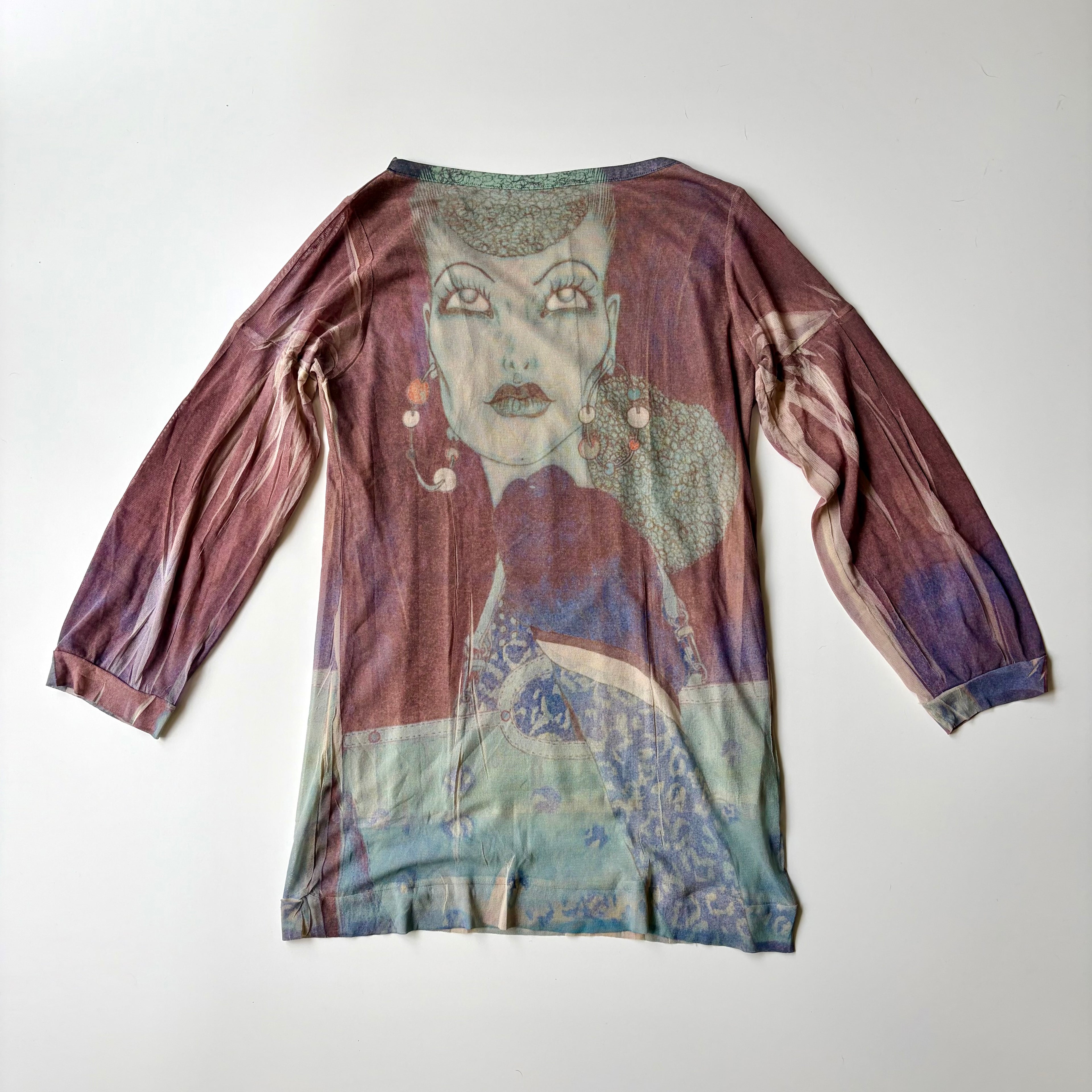 Rare Italian 90s Graphic Top ✮ Size L