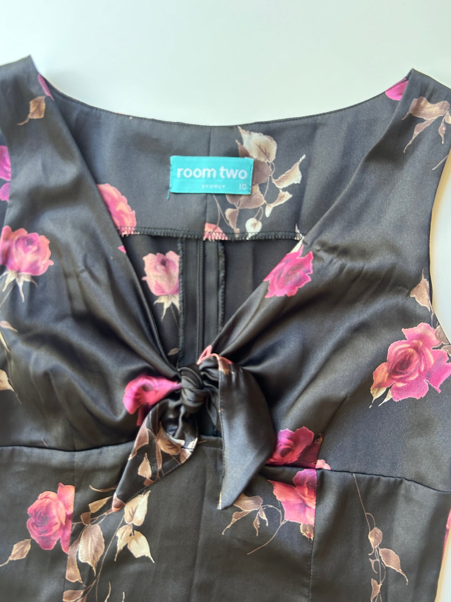 90s Rose Print Top ✮ Size 10