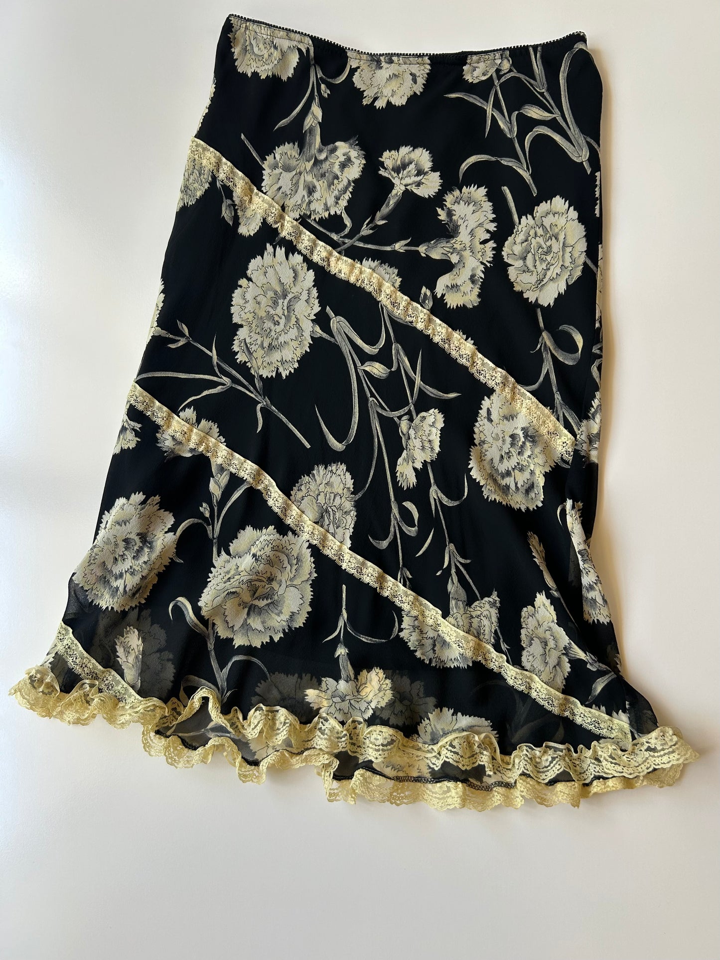 Silk floral lace skirt ✮ Size 12