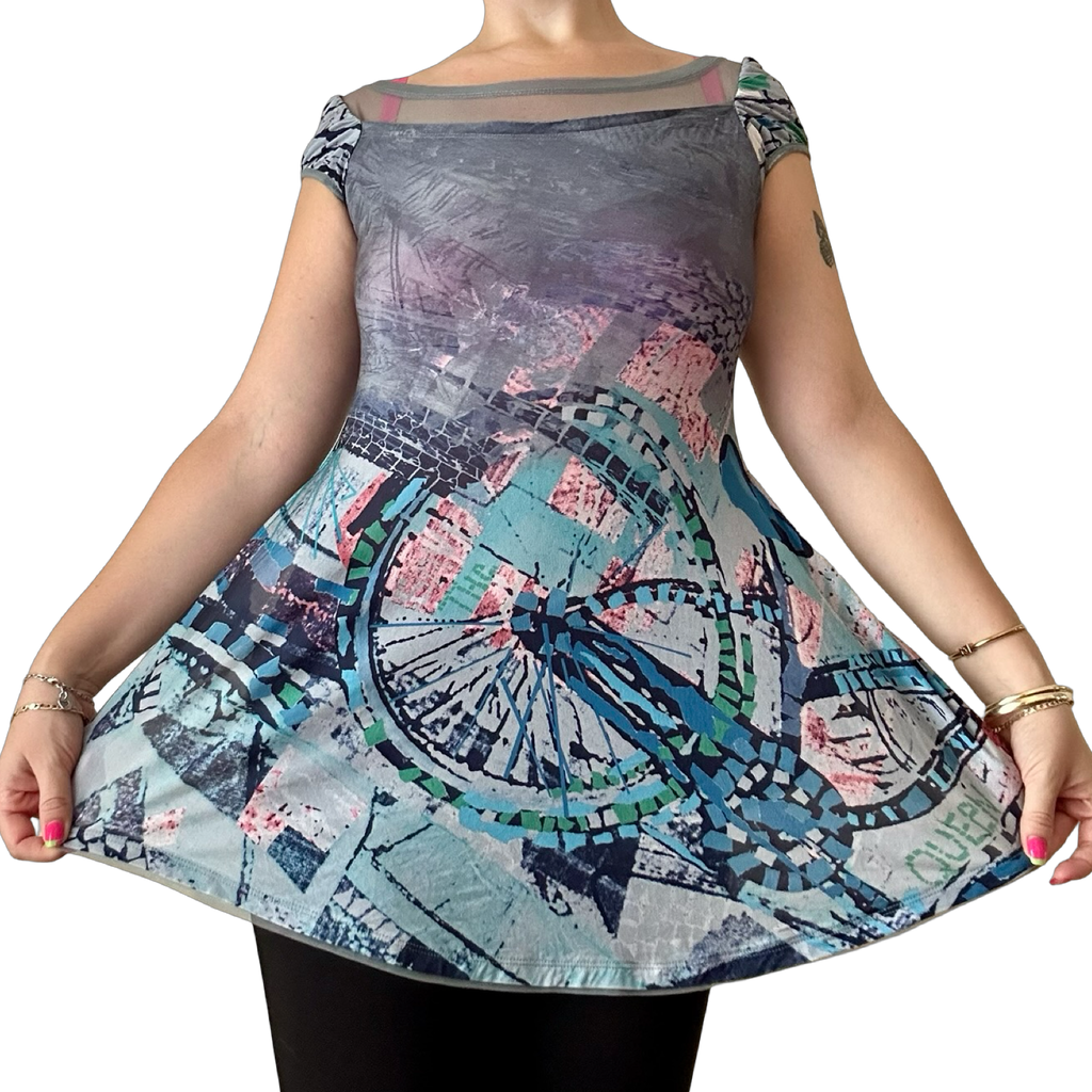 RARE Save The Queen Ruched Tunic Top ✮ Size M