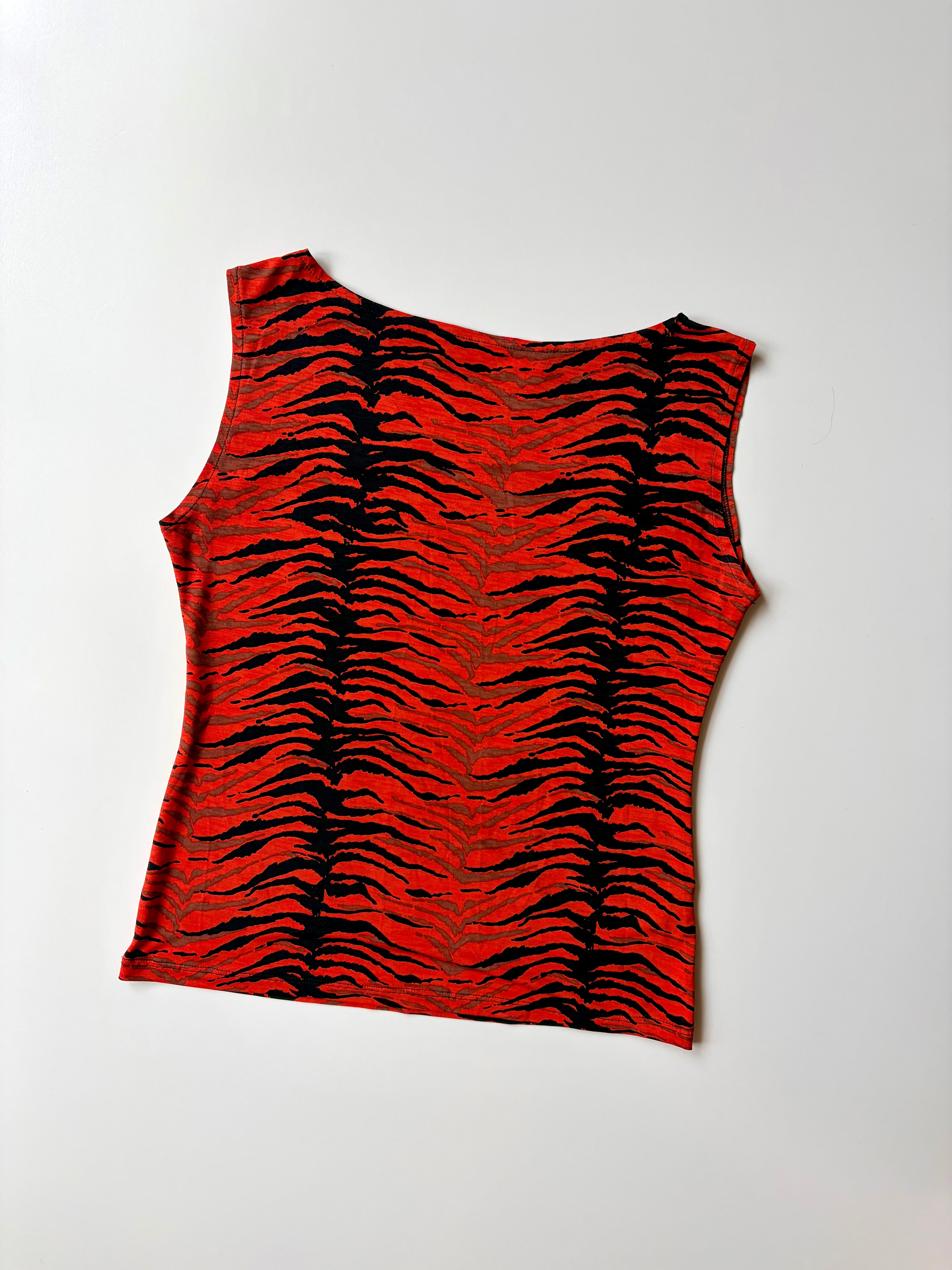 90s Red Tiger Print Sleeveless Top ✮ Size M